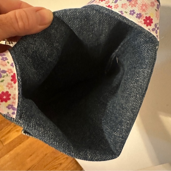 Handcrafted Upcycled Denim Bag Toe lined dog patches - Picture 5 of 8